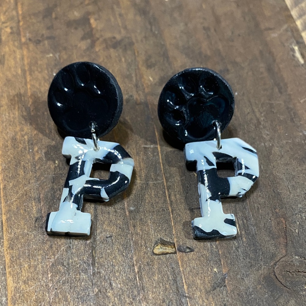 Black Paw Print Stud with Black and White Letter P Dangle Earrings